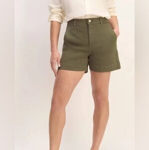 Everlane Utility Shorts in Olive Green